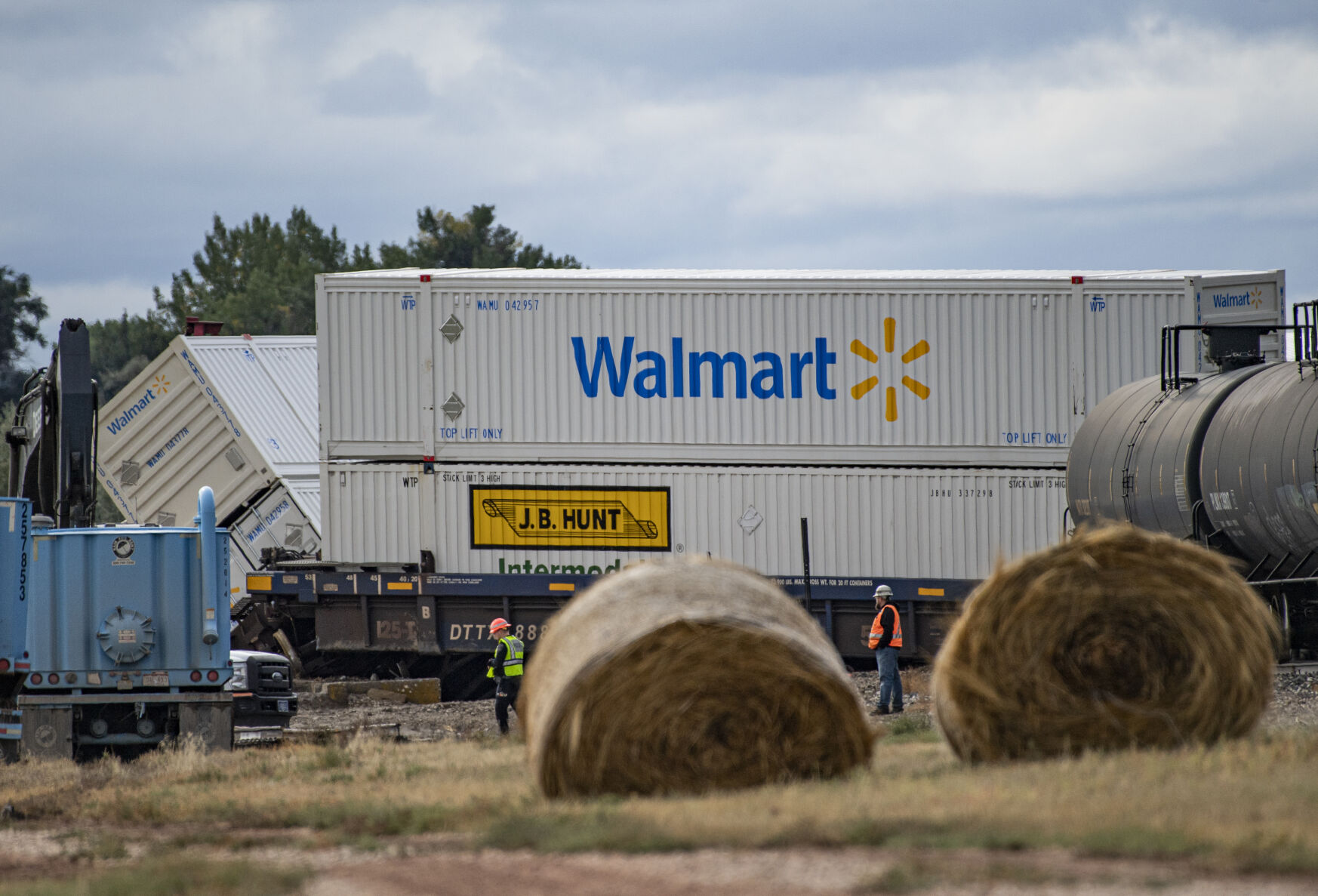 Train derailment near Bridger
